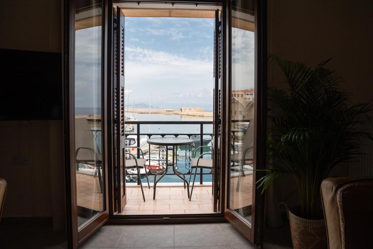 Destino Home Overlooking The Venetian Port Of Chania Chania  ภายนอก รูปภาพ