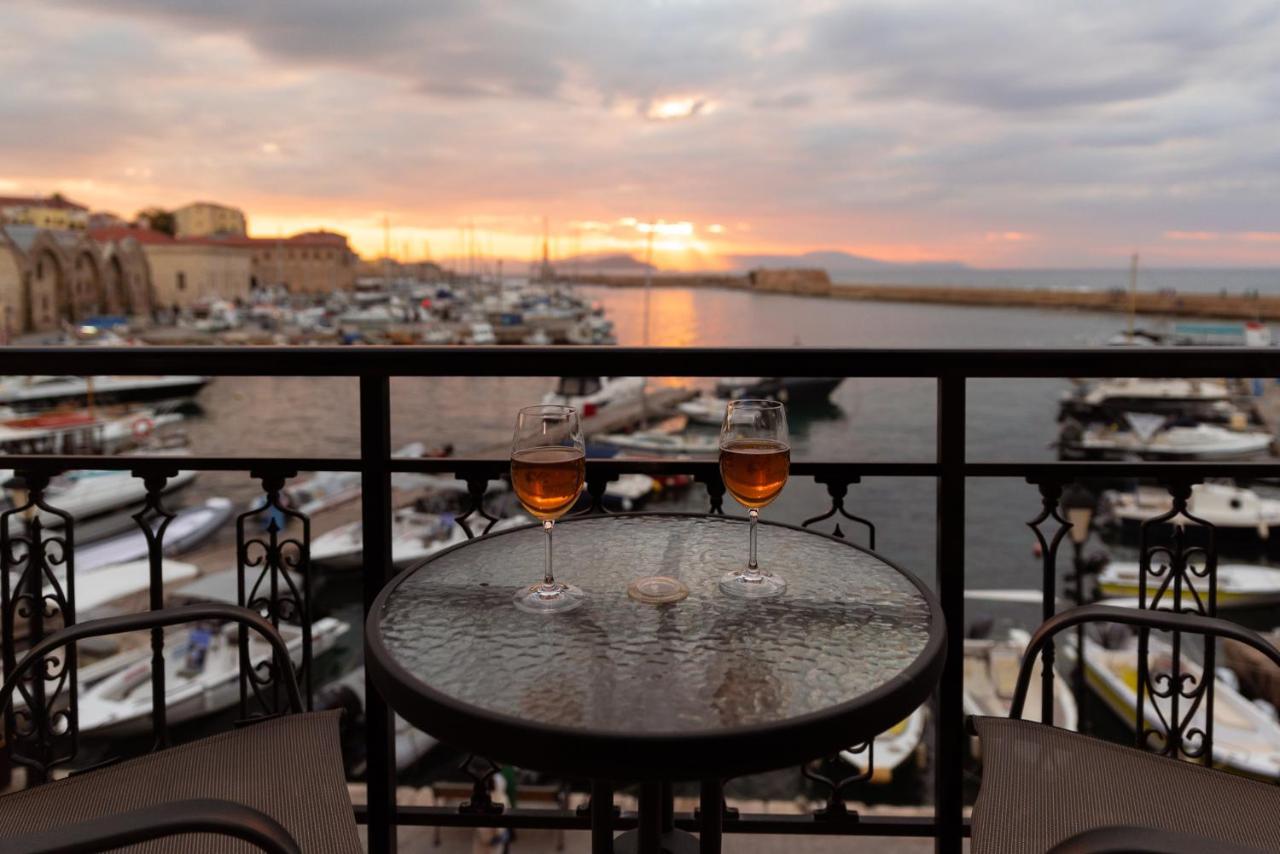 Destino Home Overlooking The Venetian Port Of Chania Chania  ภายนอก รูปภาพ