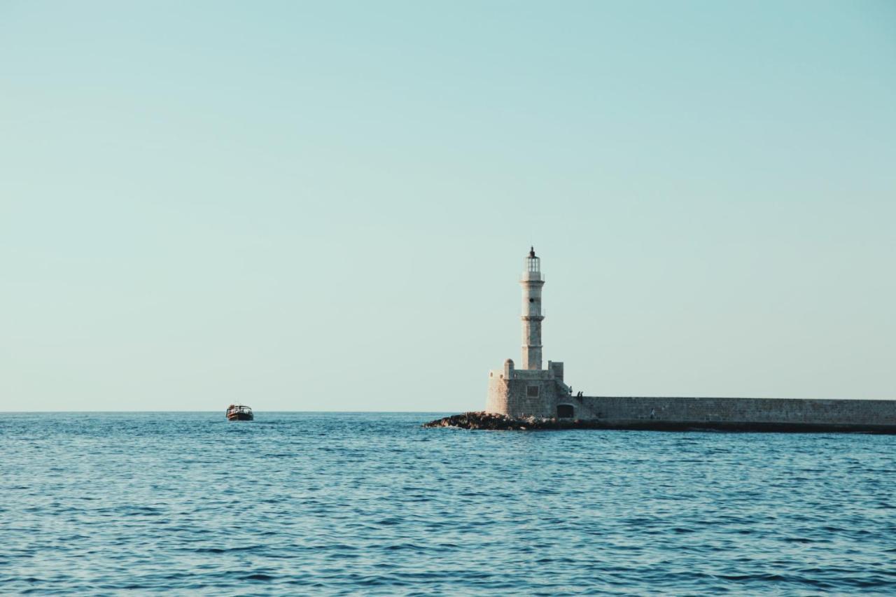 Destino Home Overlooking The Venetian Port Of Chania Chania  ภายนอก รูปภาพ
